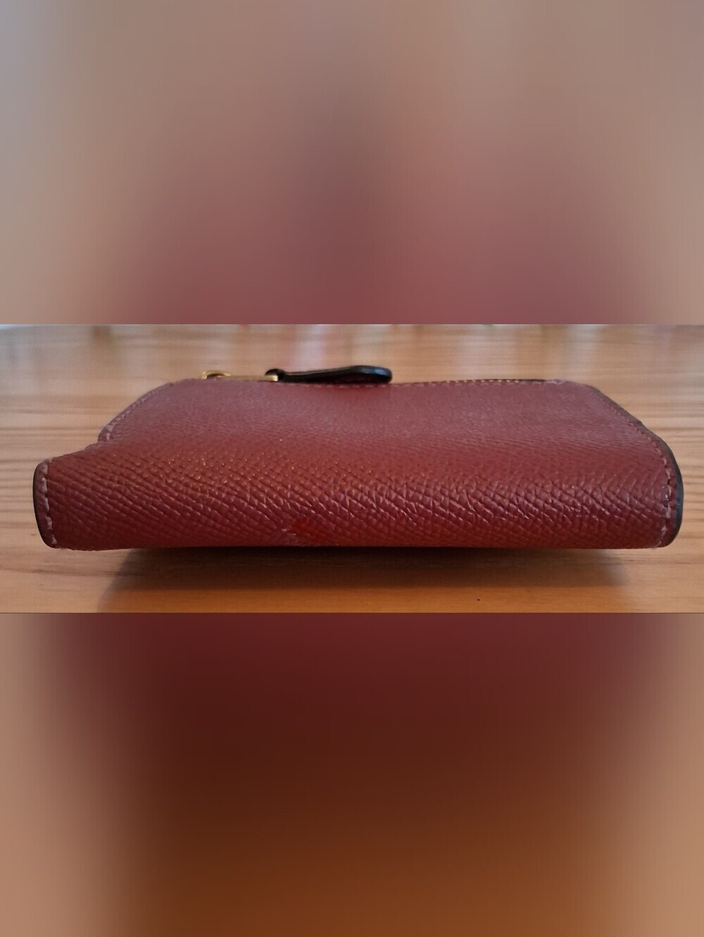 EUC Coach Wyn Burgundy Saffiano Leather Casual Everyday Trifold Billfold Wallet - Picture 5 of 13